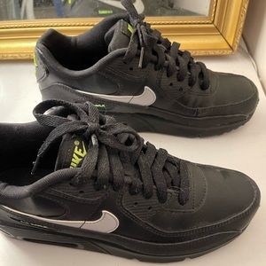 Nike air max 90 size 8 barely worn